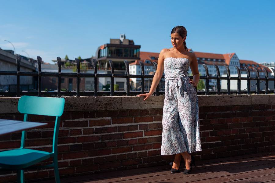 Model at the harbor terrace